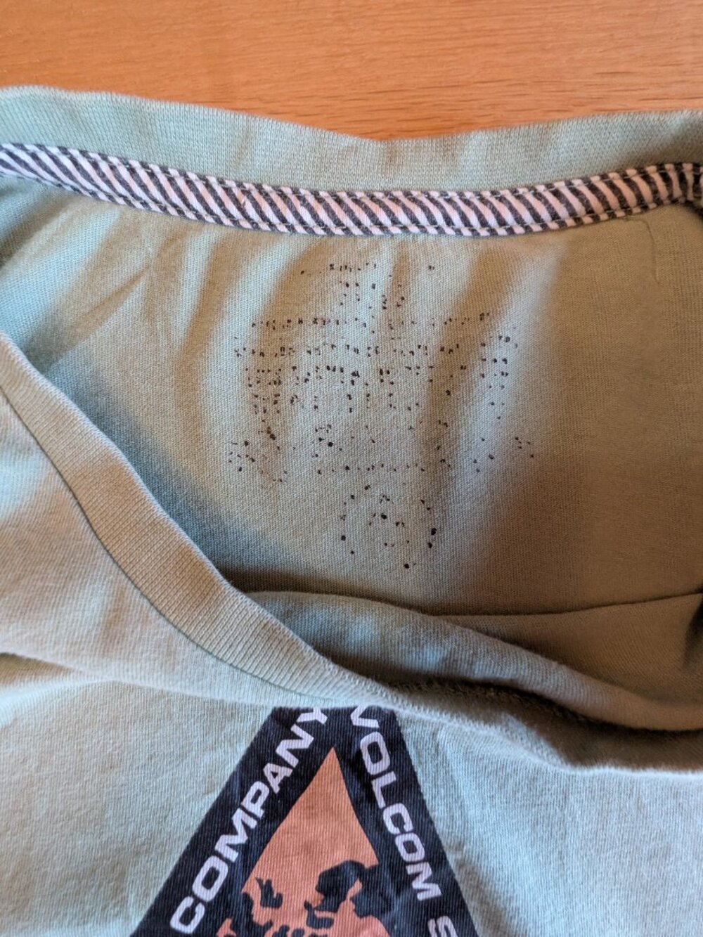volcom mint green tee - Picture 3 of 7
